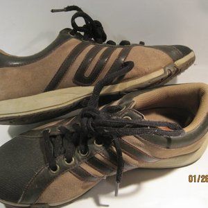 Athletic trainers men's size 7